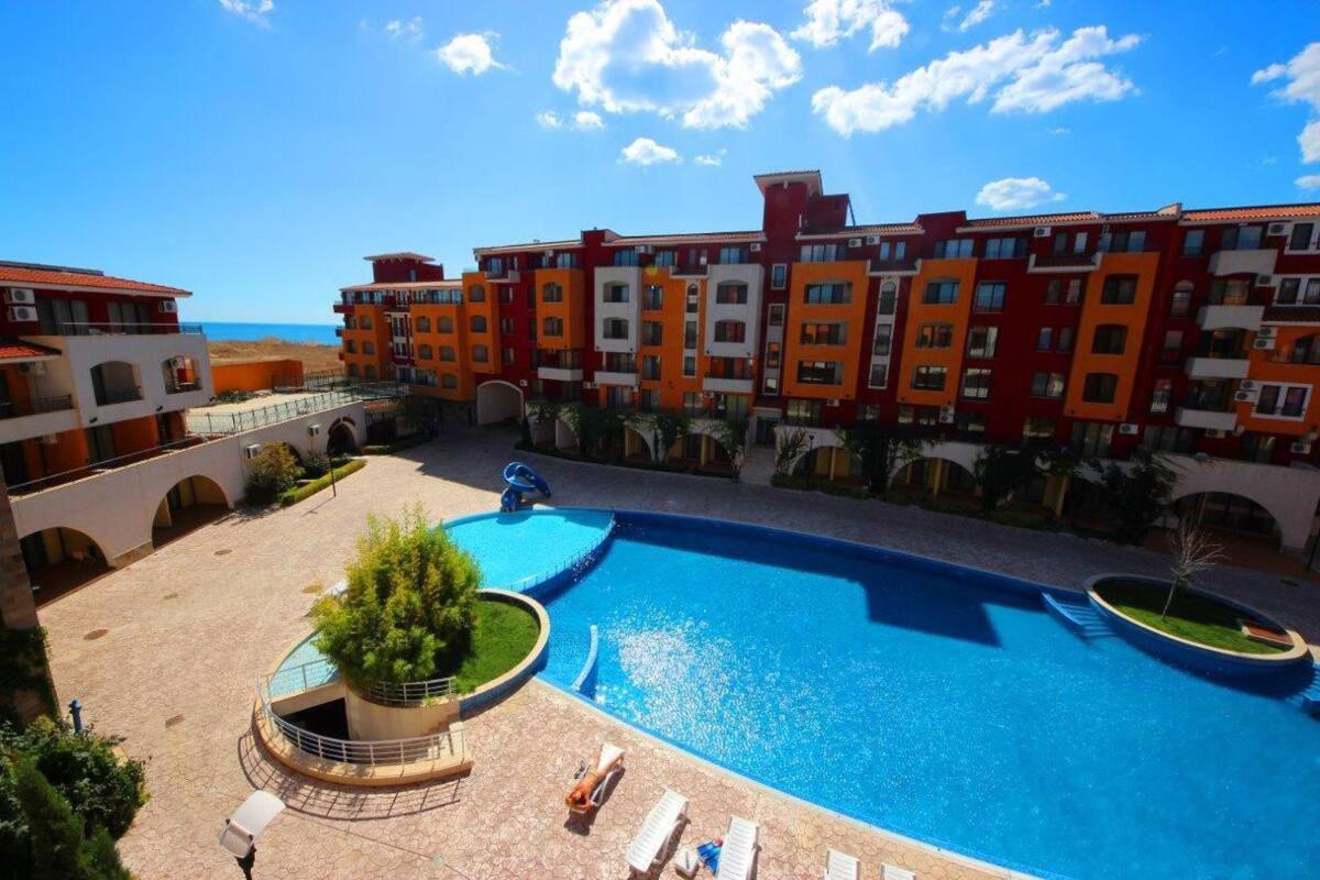 Quiet, Relax And Sand Beach Place With 4Star Service Aheloy Luaran gambar